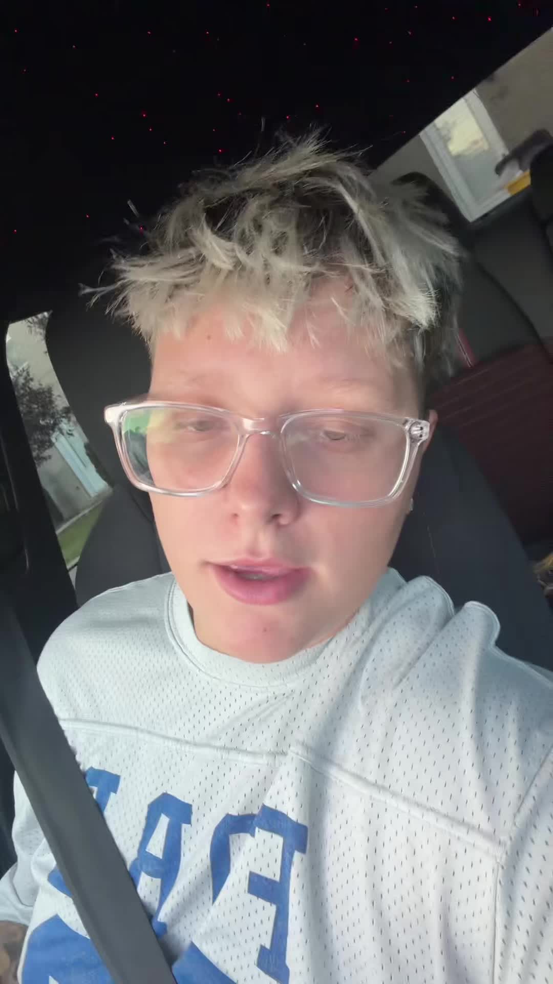 @steezielex