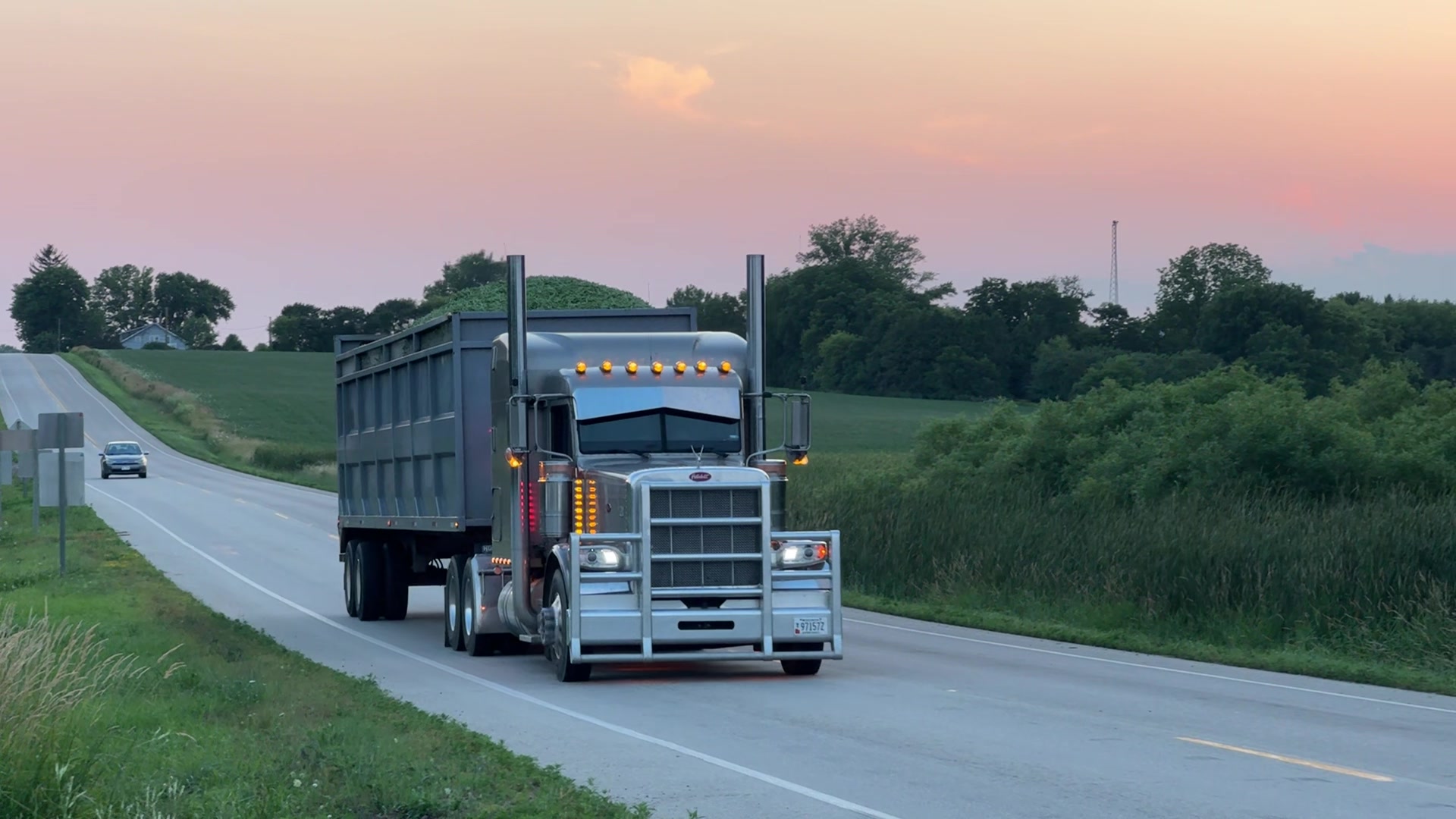 @WiscoBigRigs