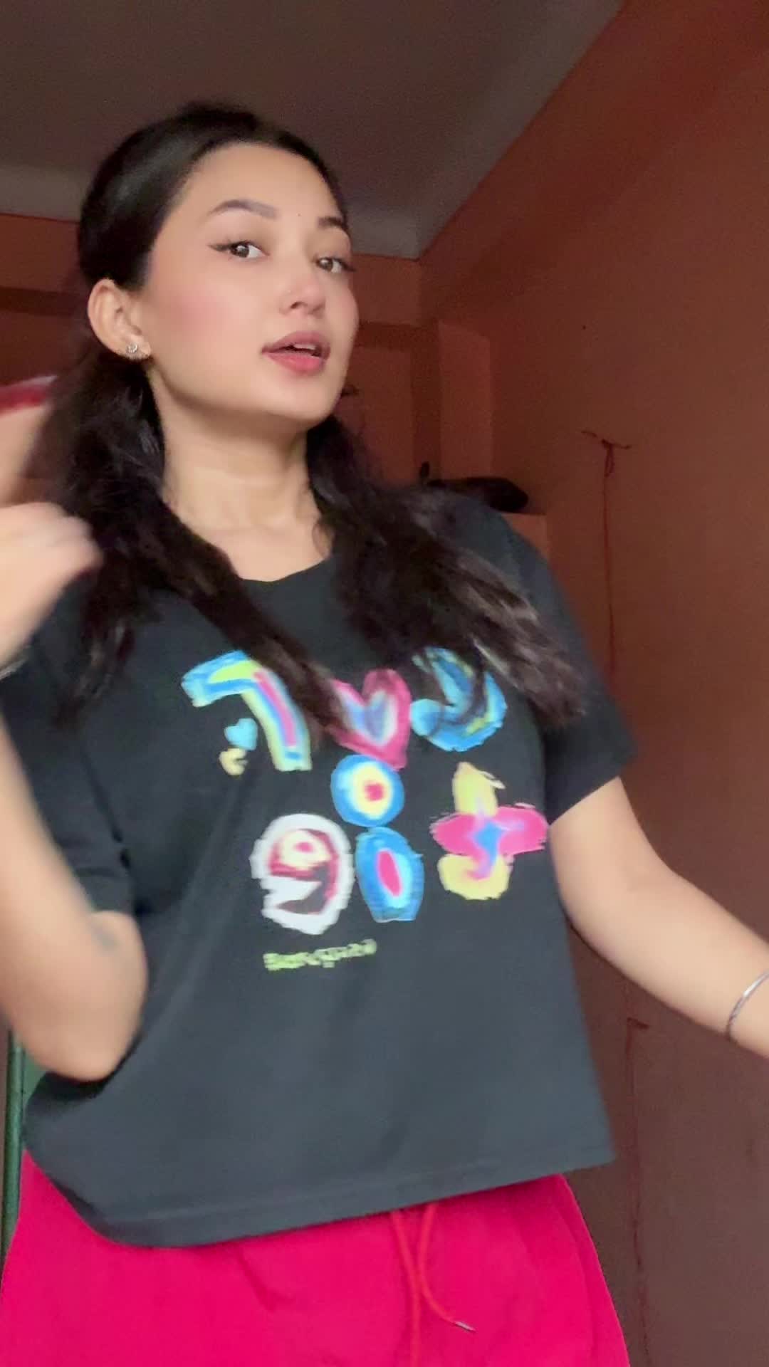 @Somya Pokhrel❣️
