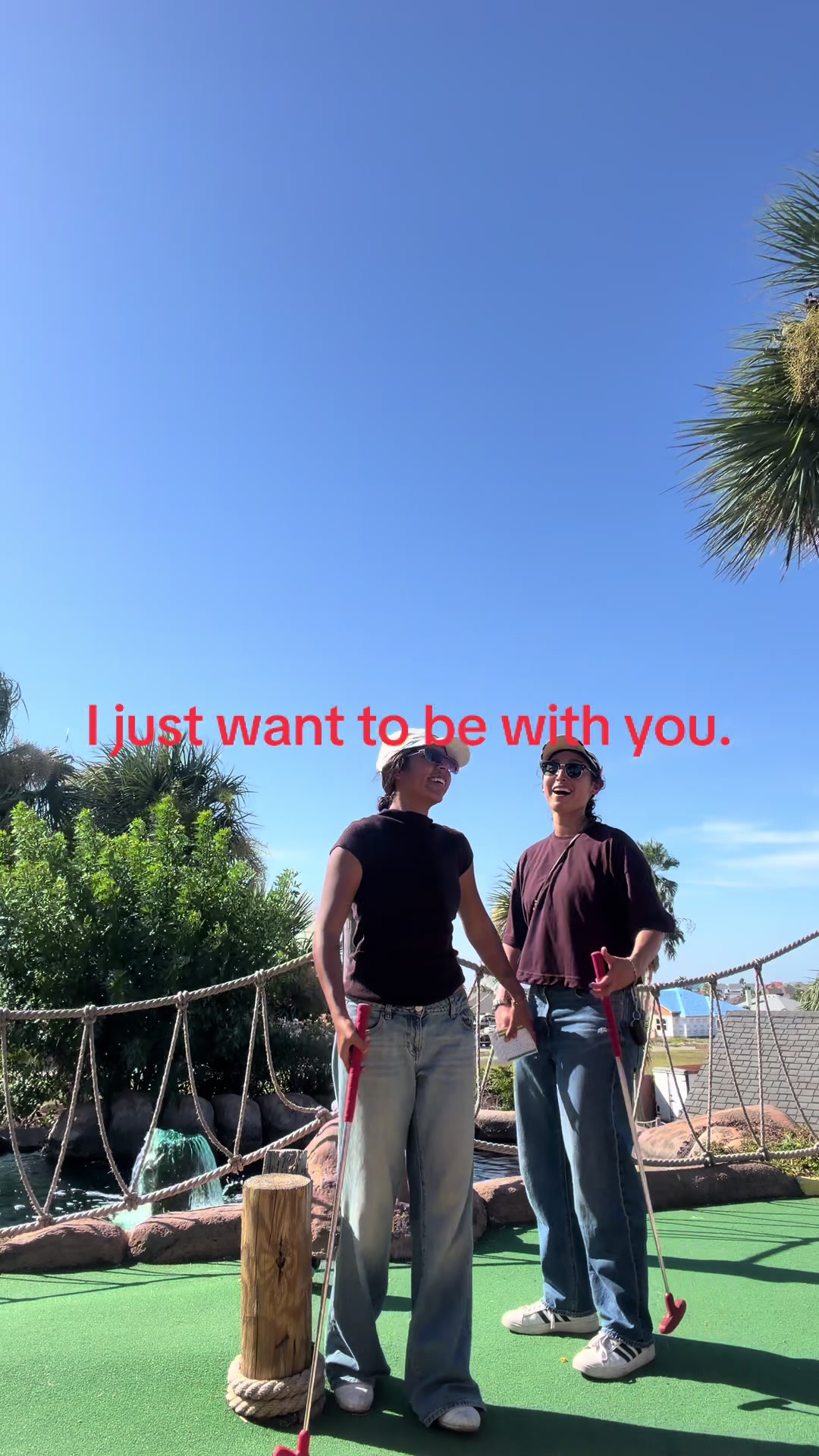 @Italia Espinoza