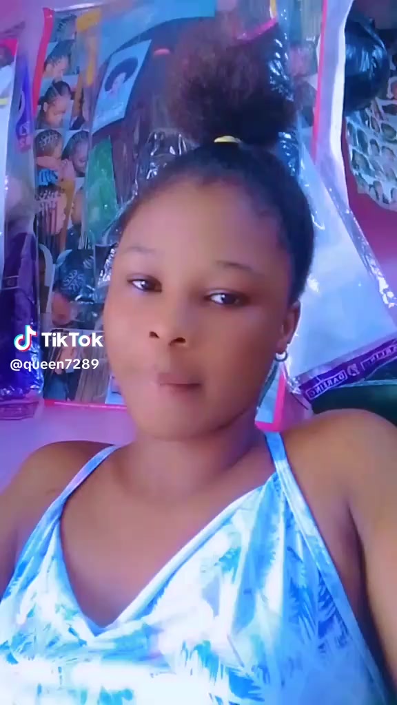 @Queen 👑