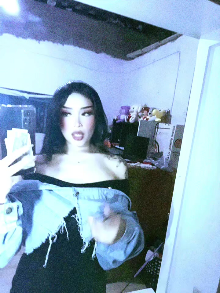 @𝖘𝖍𝖊𝖞