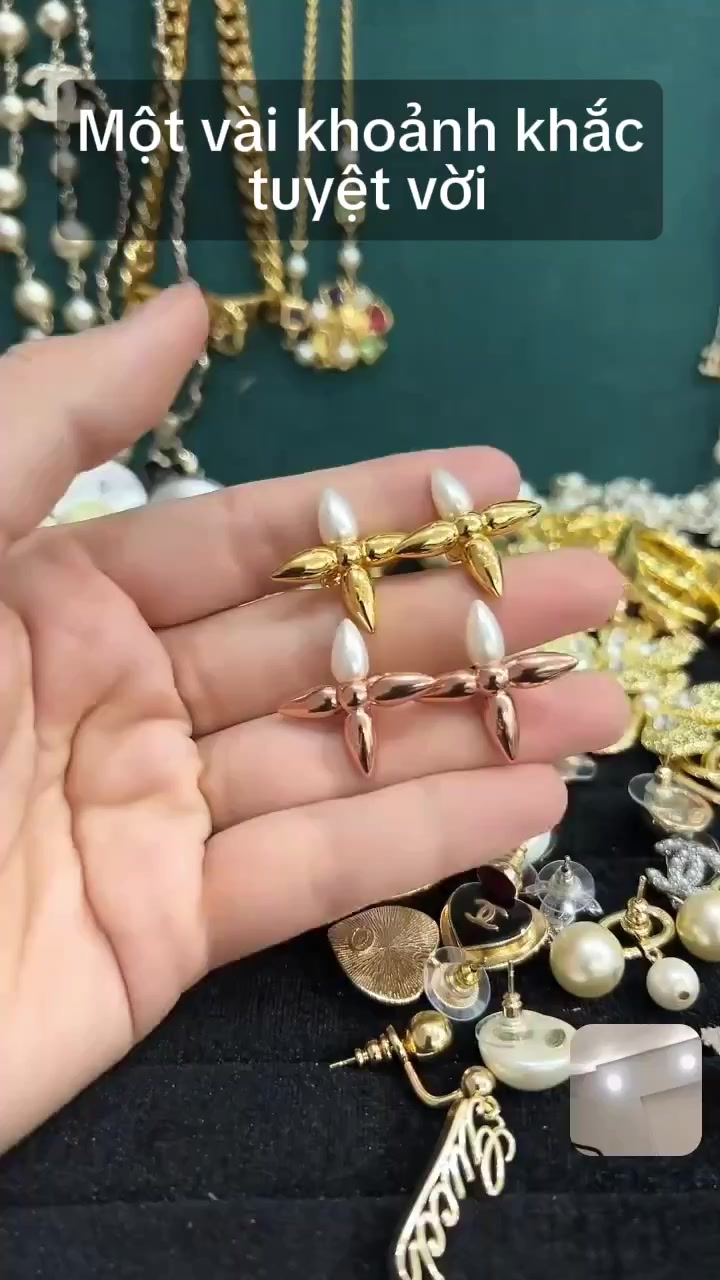 @ladi6888