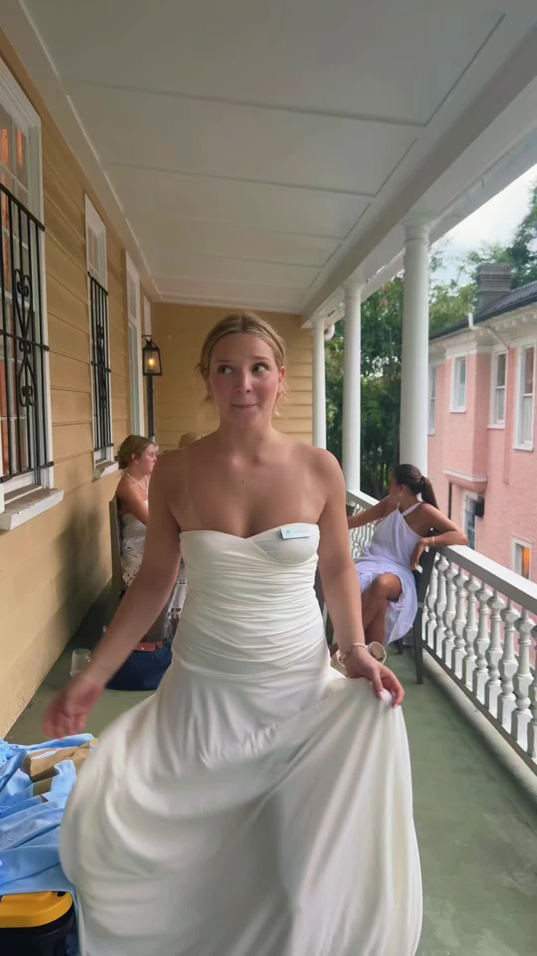 @taracapppppp