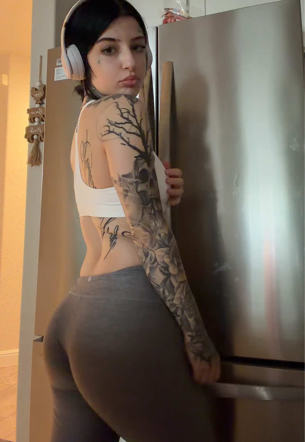 @Lilyrrrose