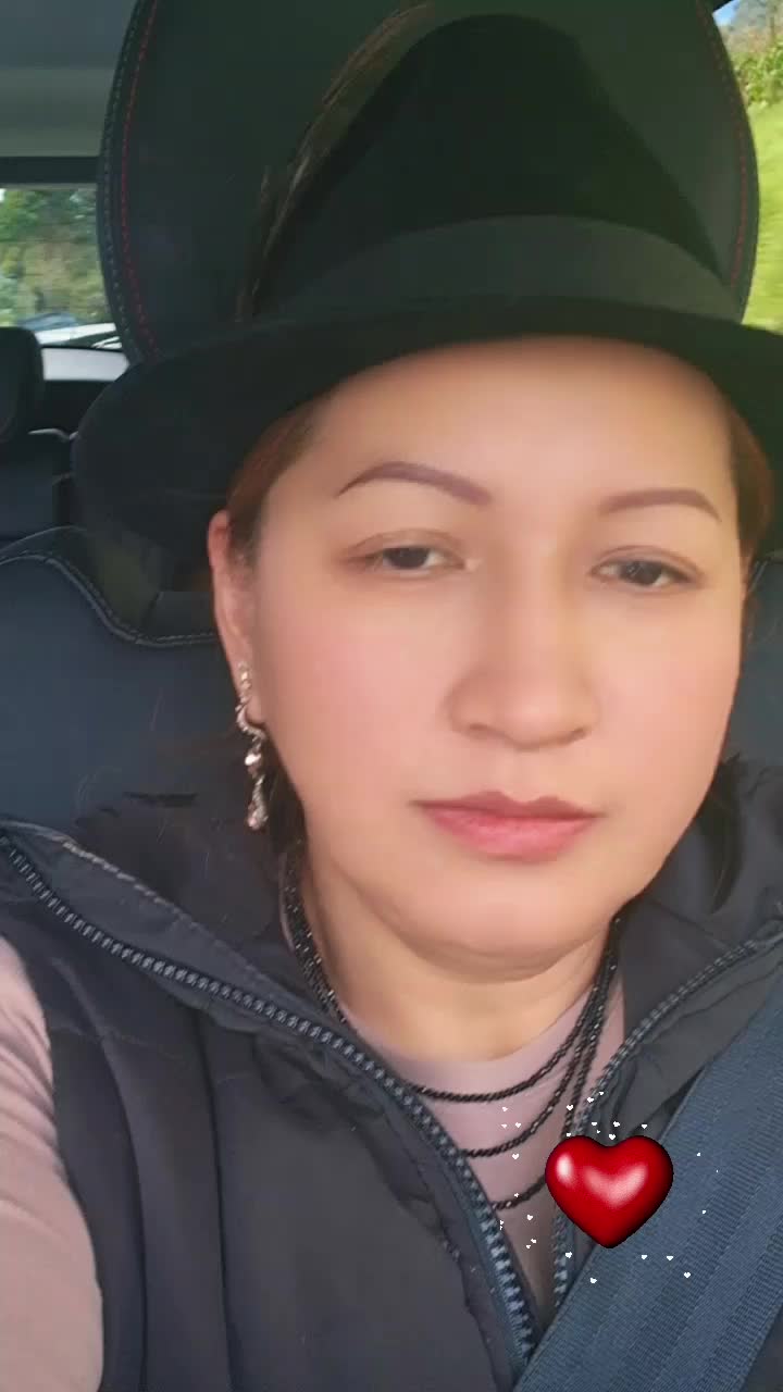 @Katlyojeda