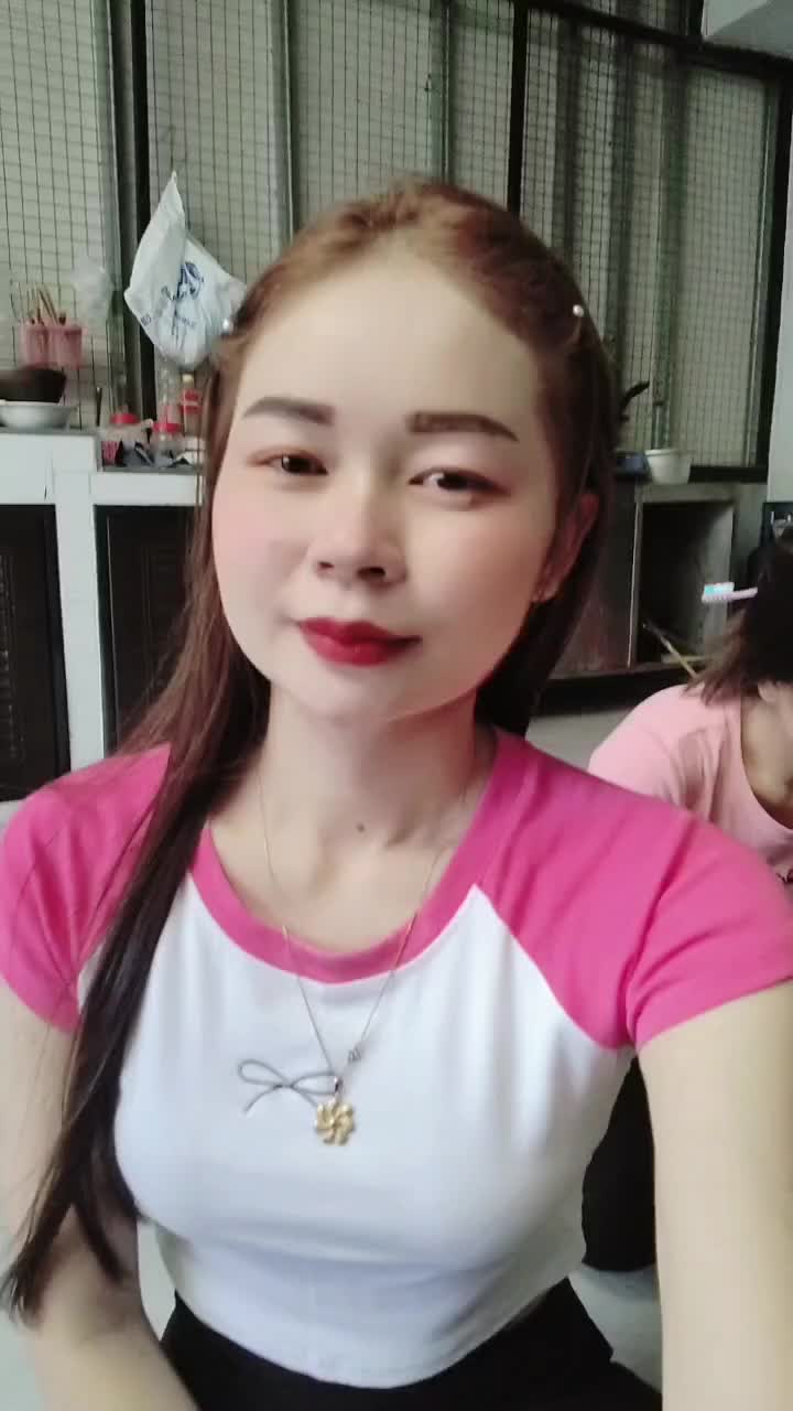 @สาวลาว🇱🇦สาวพูไทตัวเล็ก