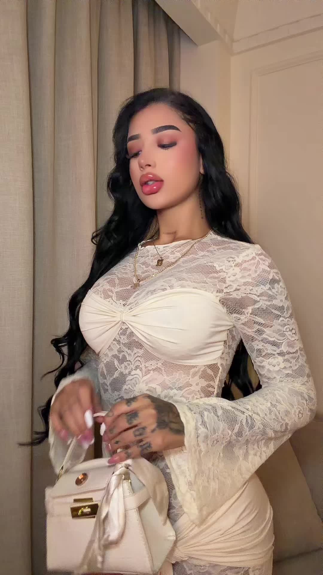 @esmeralda_arango