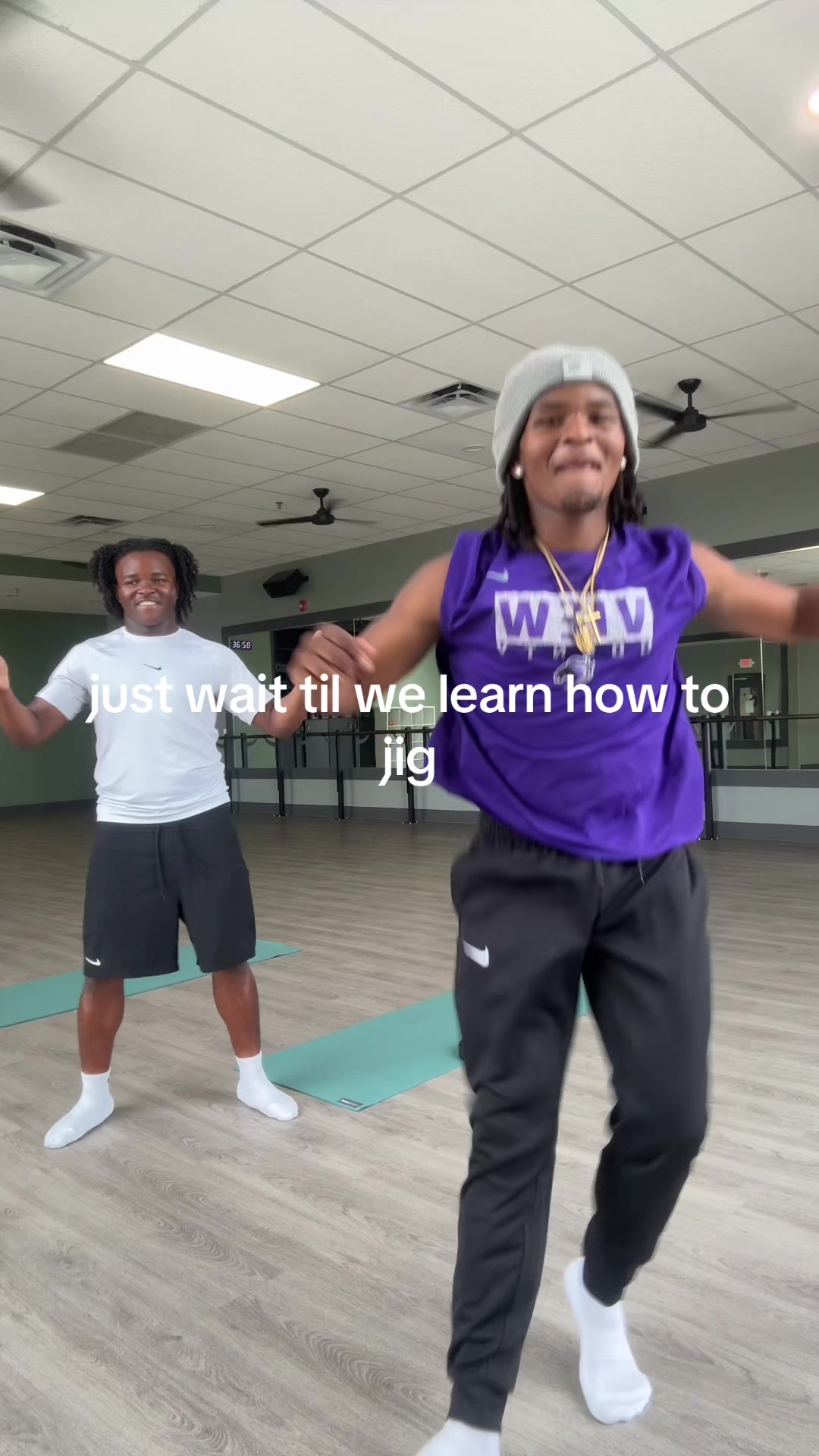 @5foot9lyingdreadhead