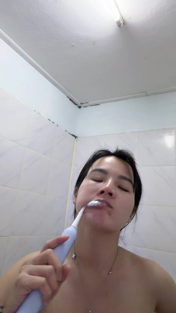 @แพรวา 2543