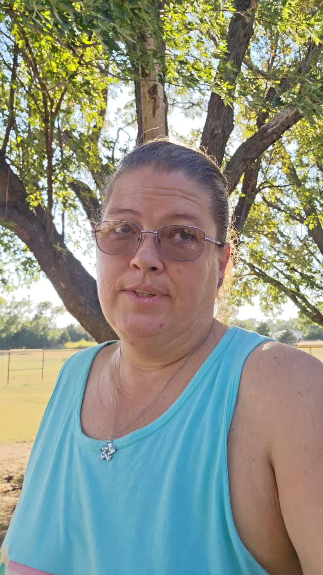 @crazietattooedbrokenmom