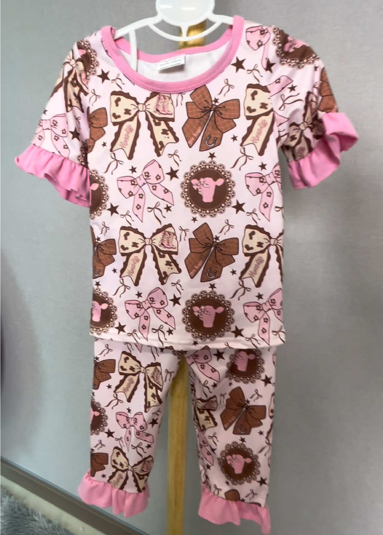 @Boots bows camo