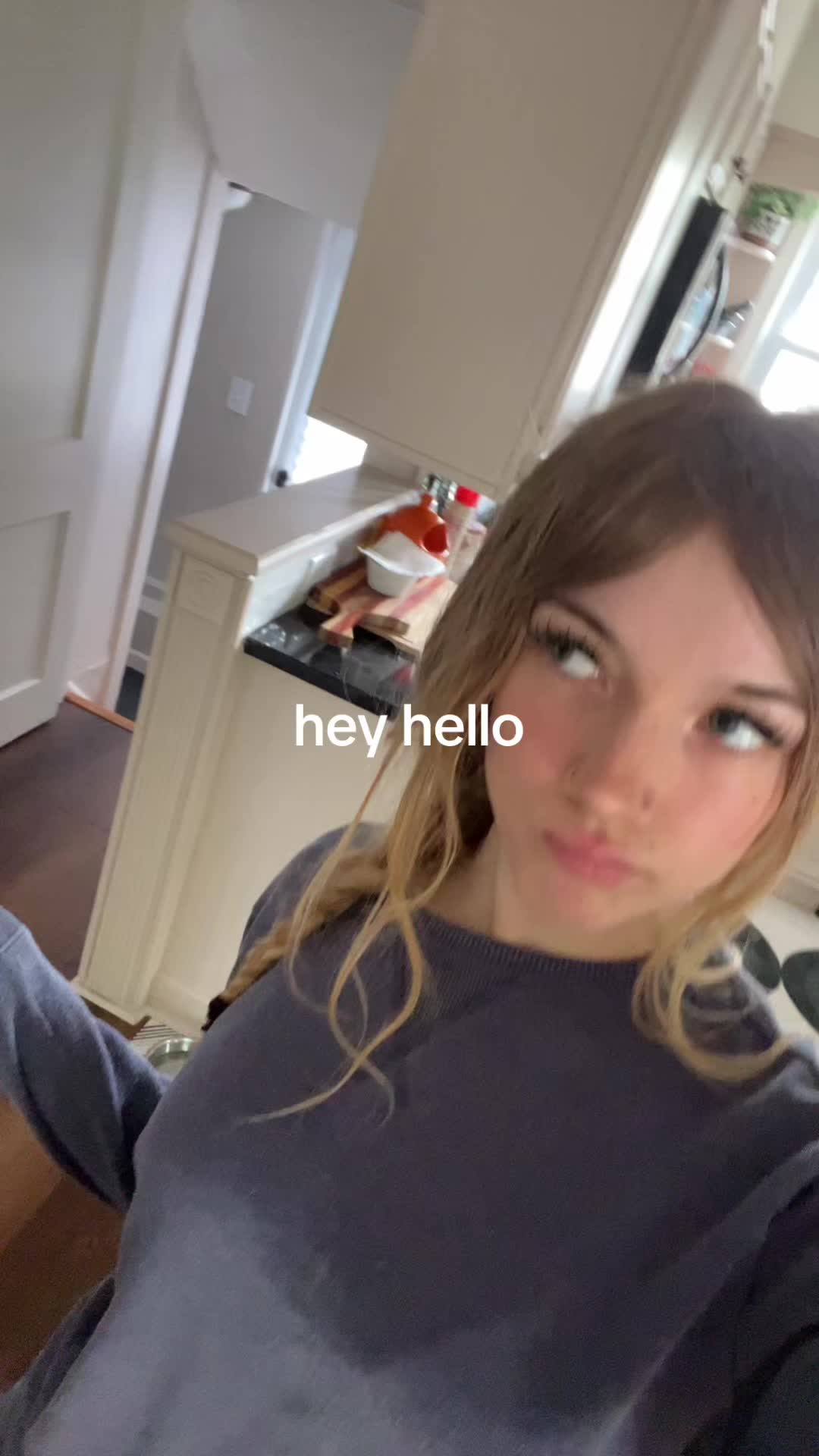 @𖥠