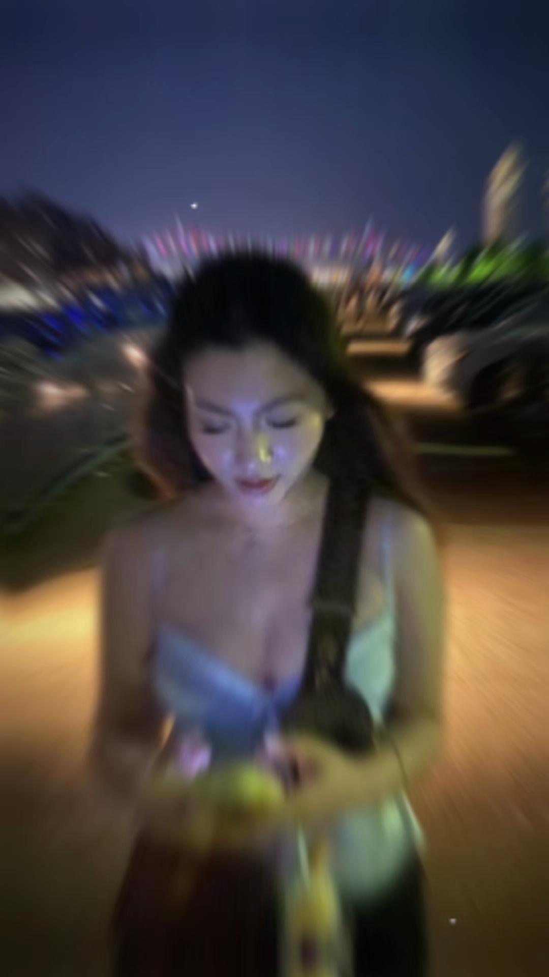 @Đẹp gái mà hay đau bao tử
