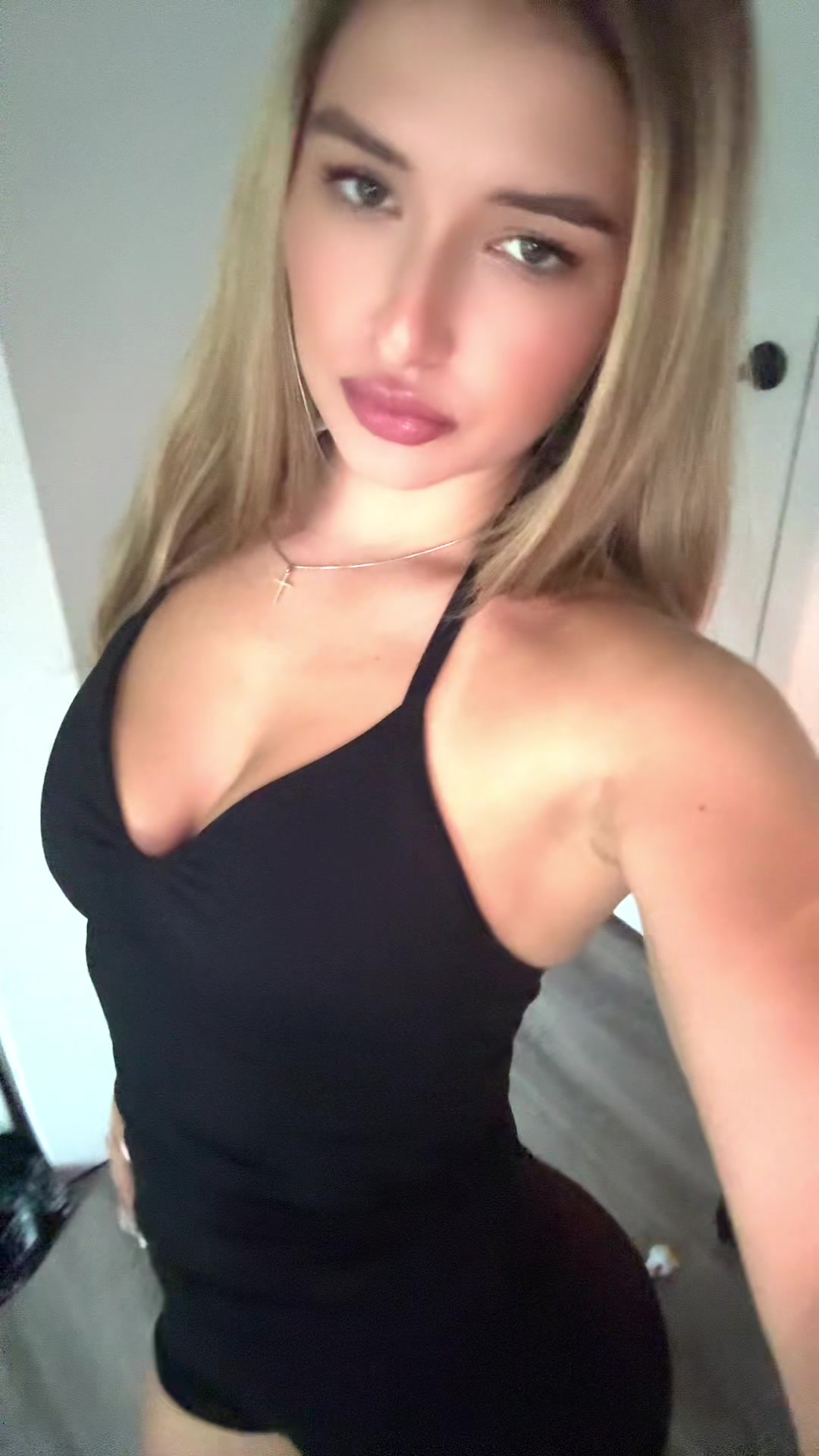 @ivaristovicc