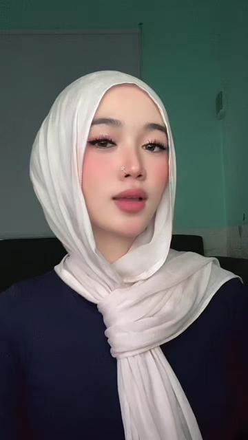 @𝒊𝑛𝒅𝑟𝒚