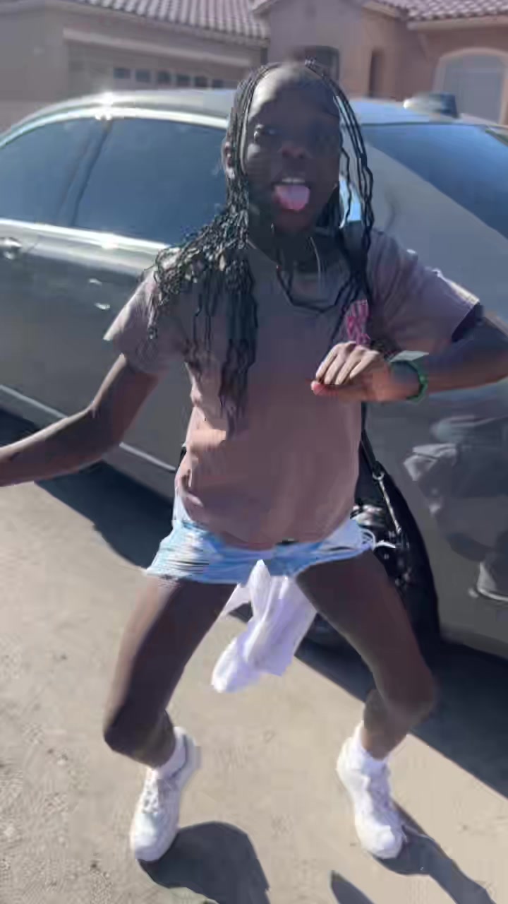 @️