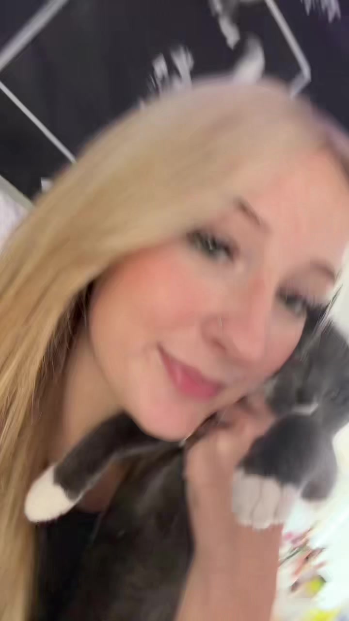 @av