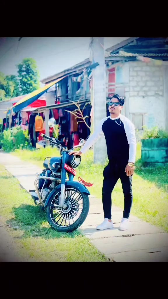 @रोशन थापा मगर ✝️