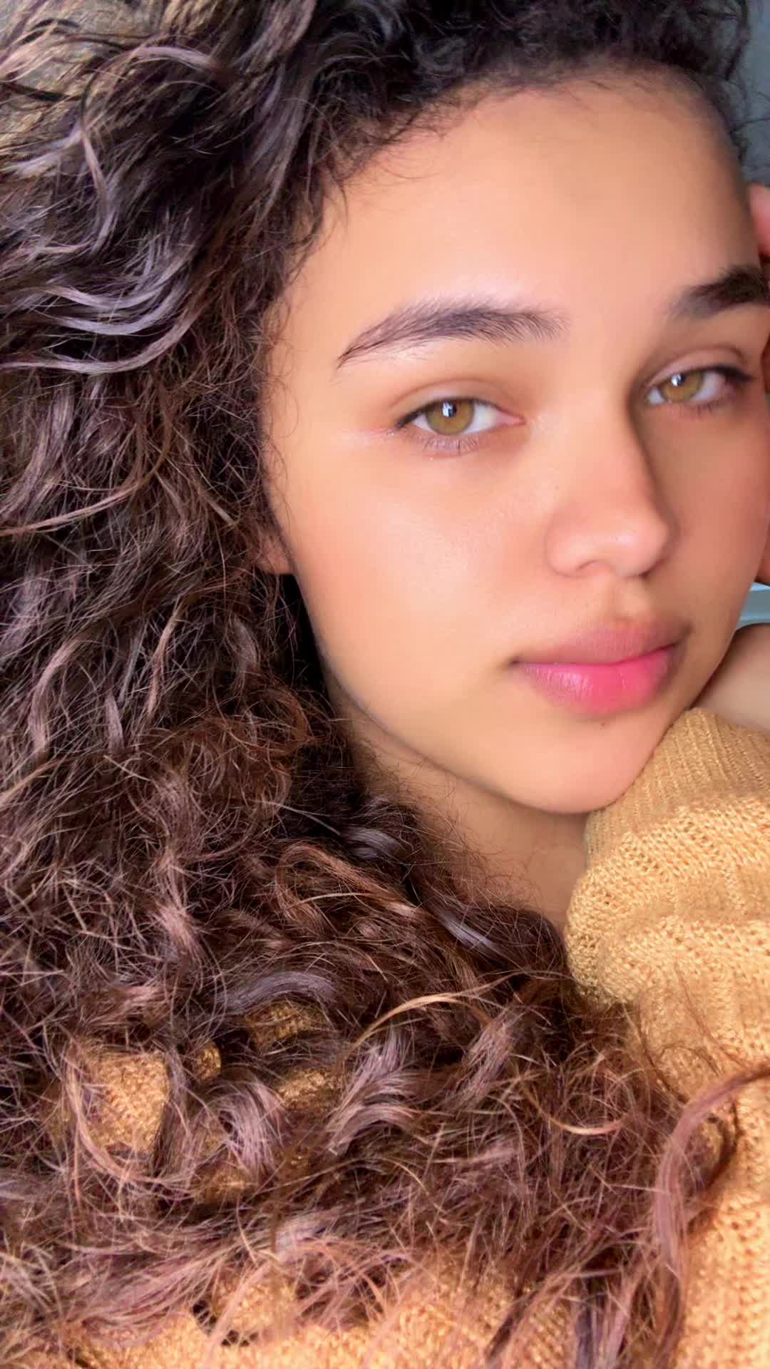@KARLA🍯