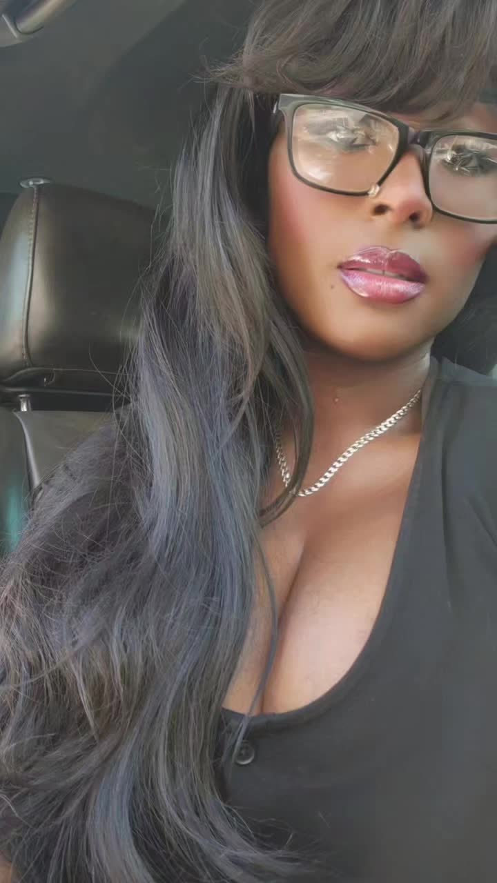 @IamBornQueen