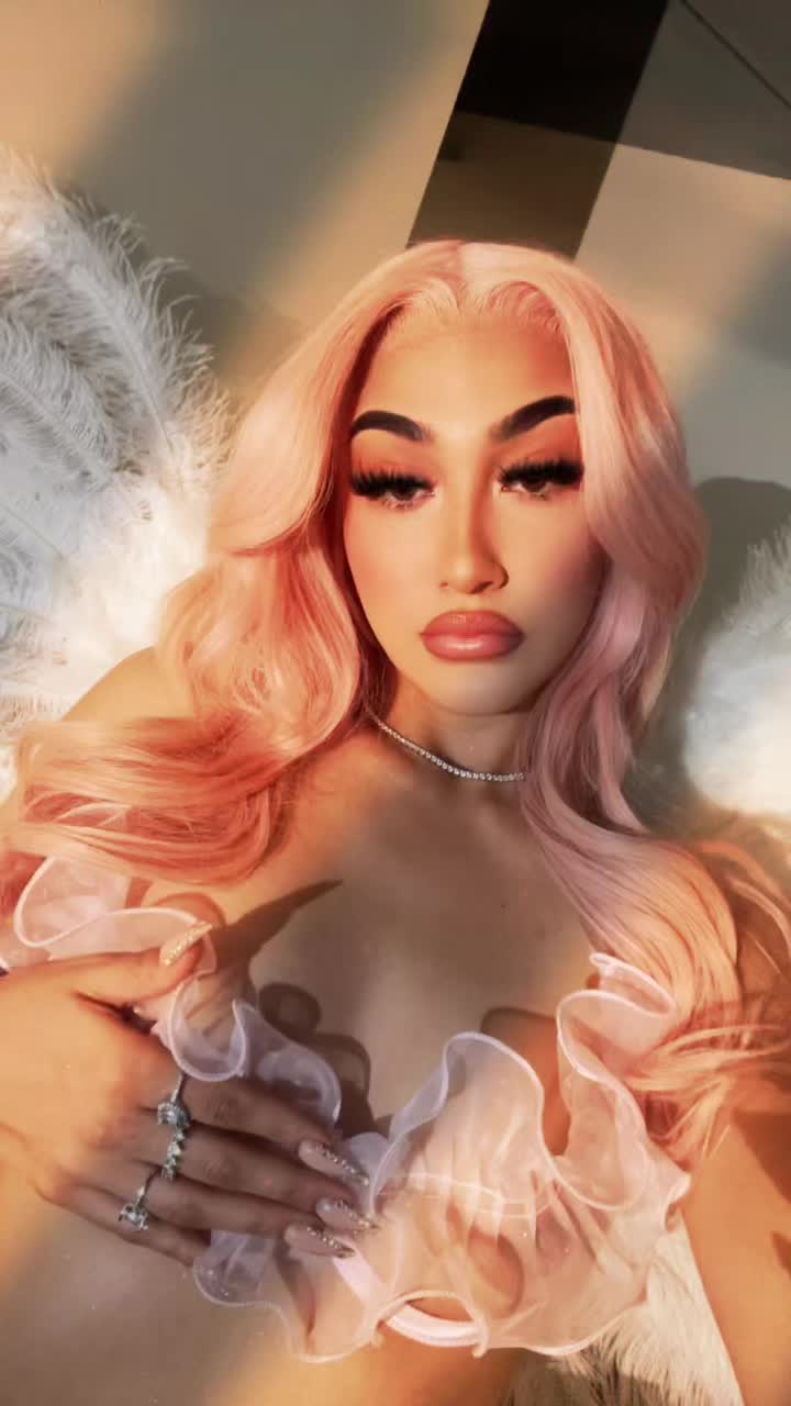 @MYLIANA