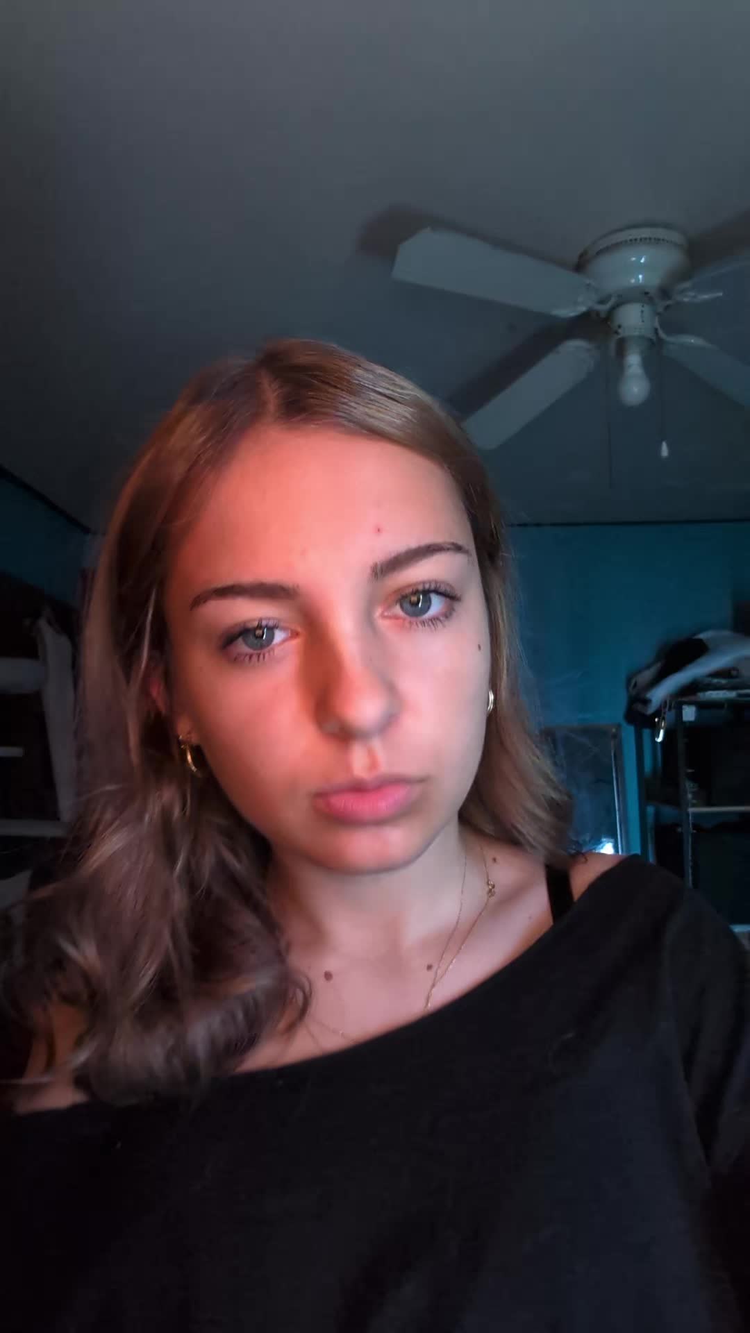 @️