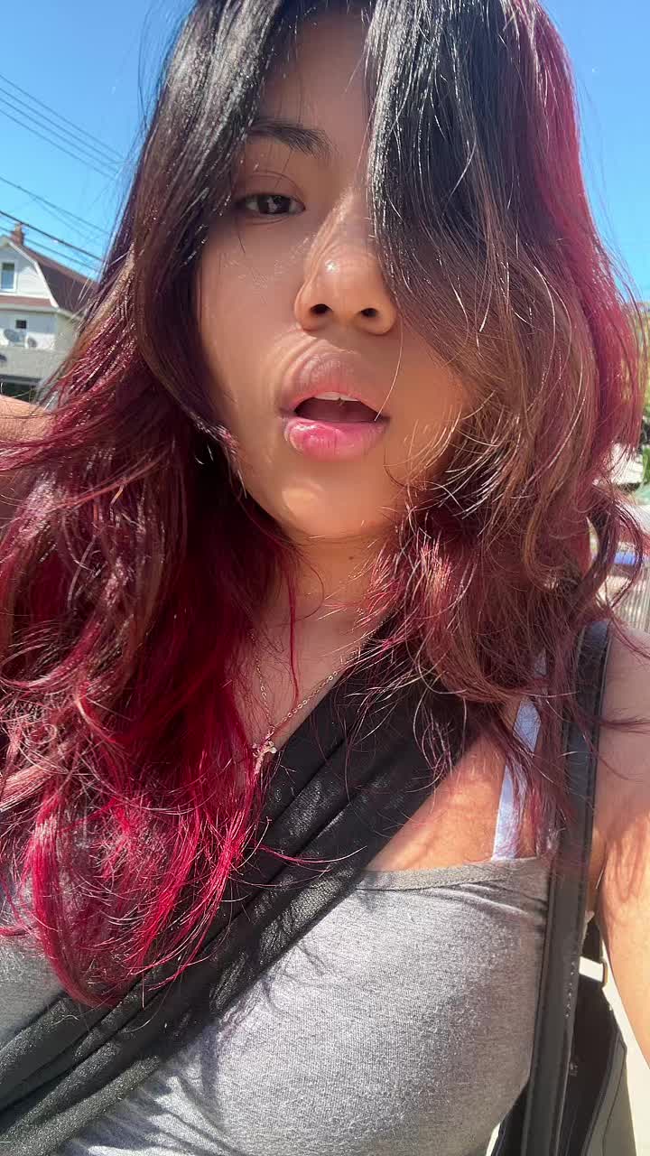 @<3