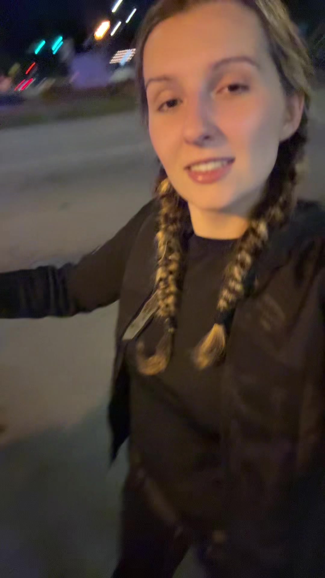 @Lu
