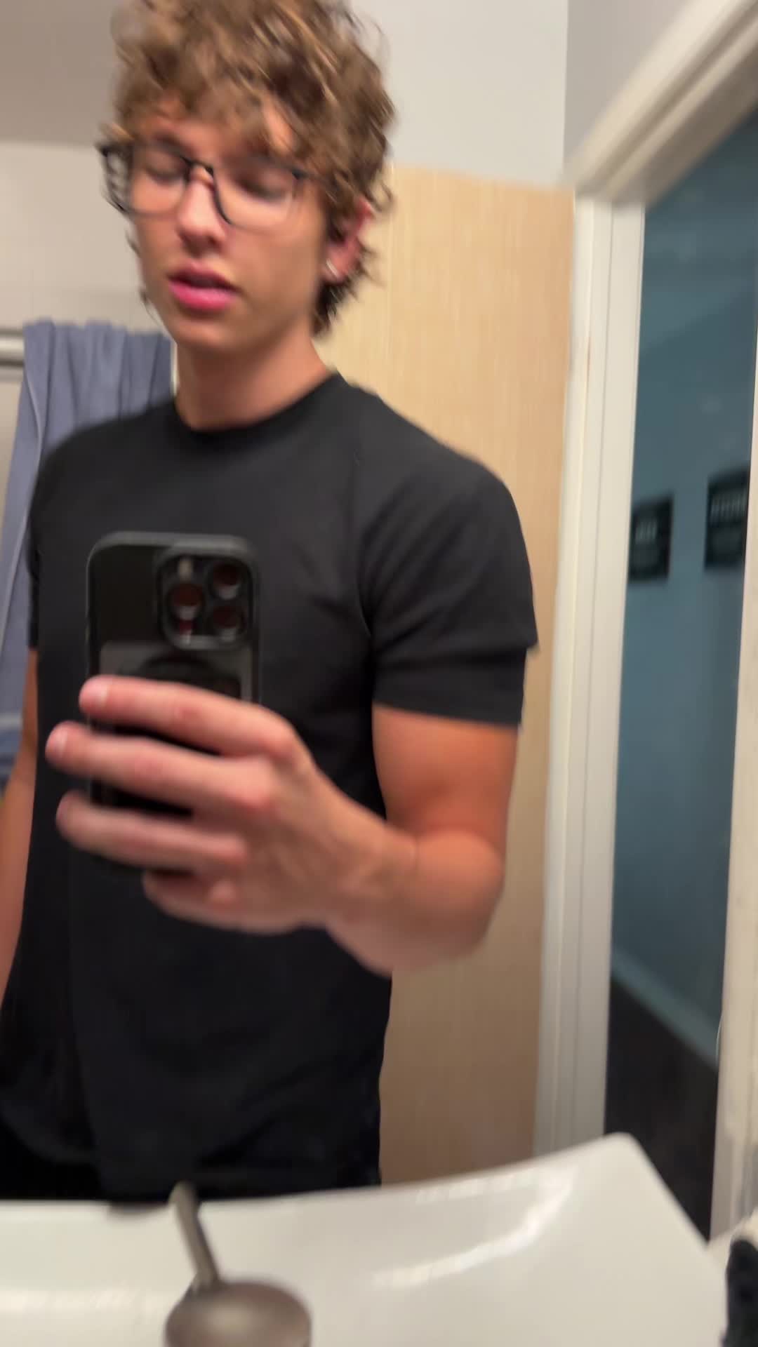 @itsvancetorres