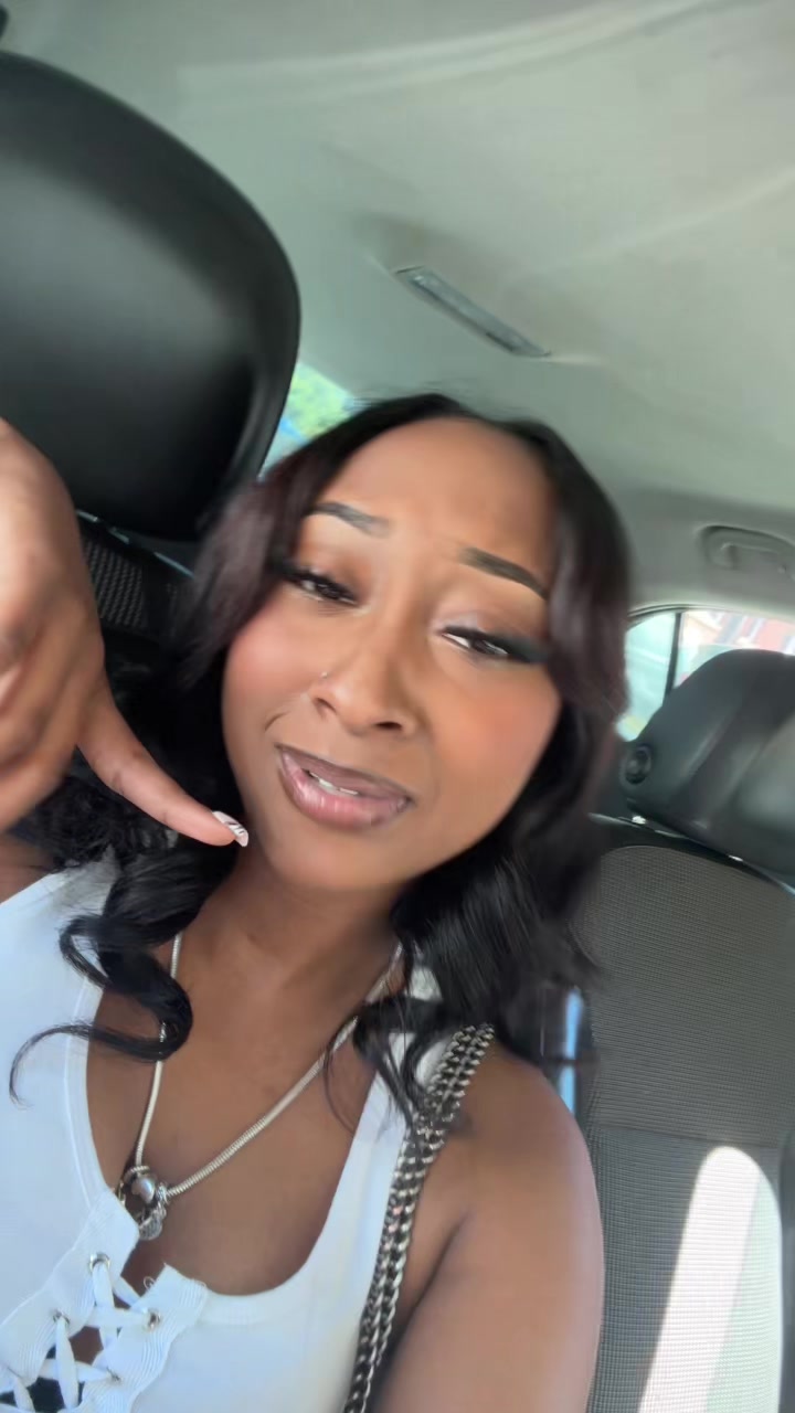 @nellybbb_