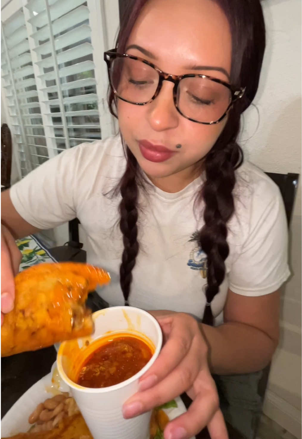 @L E S