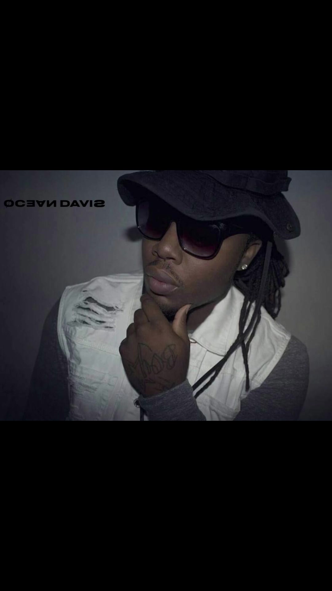 @Øcean Davis