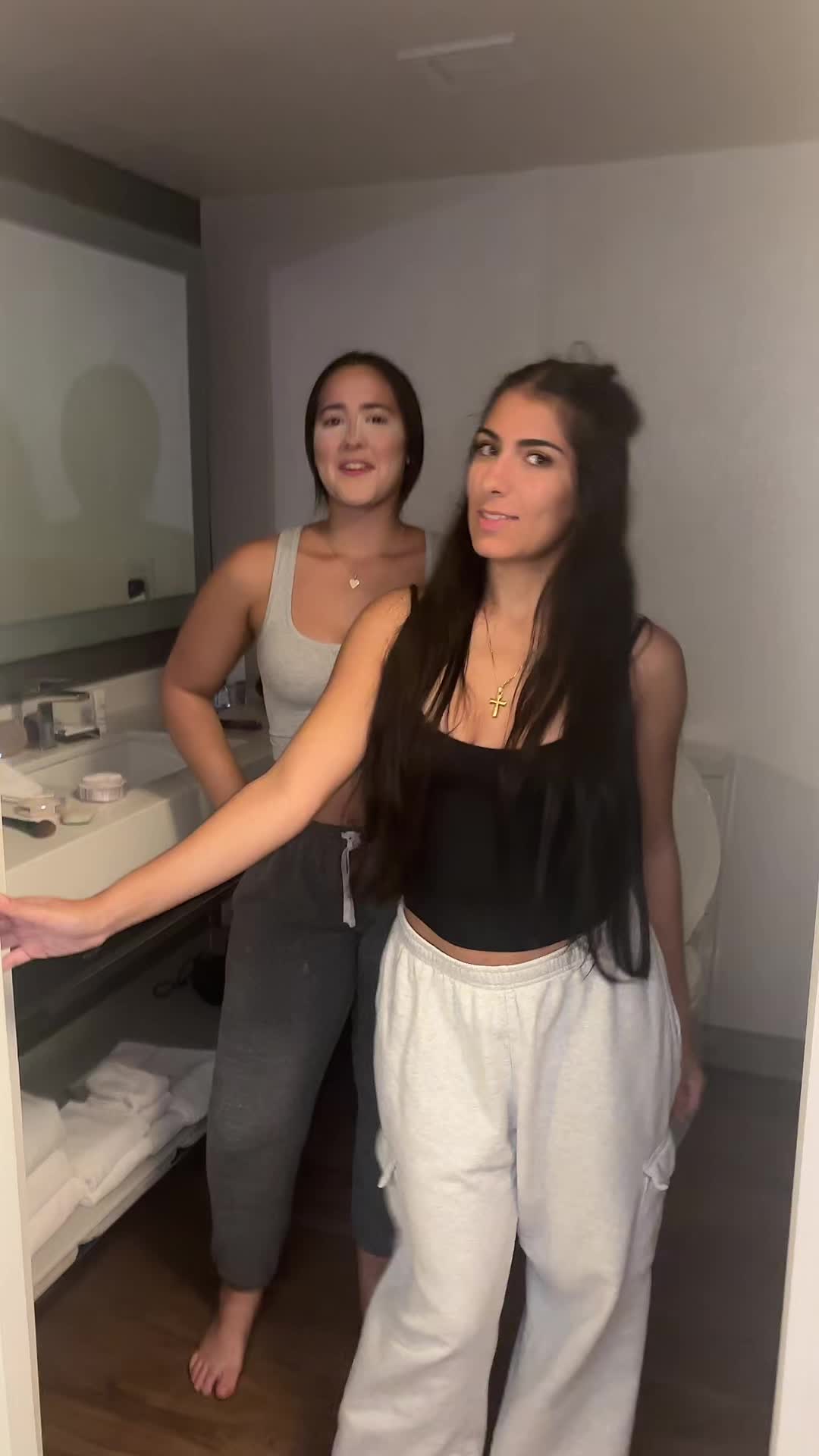 @holynwaiser