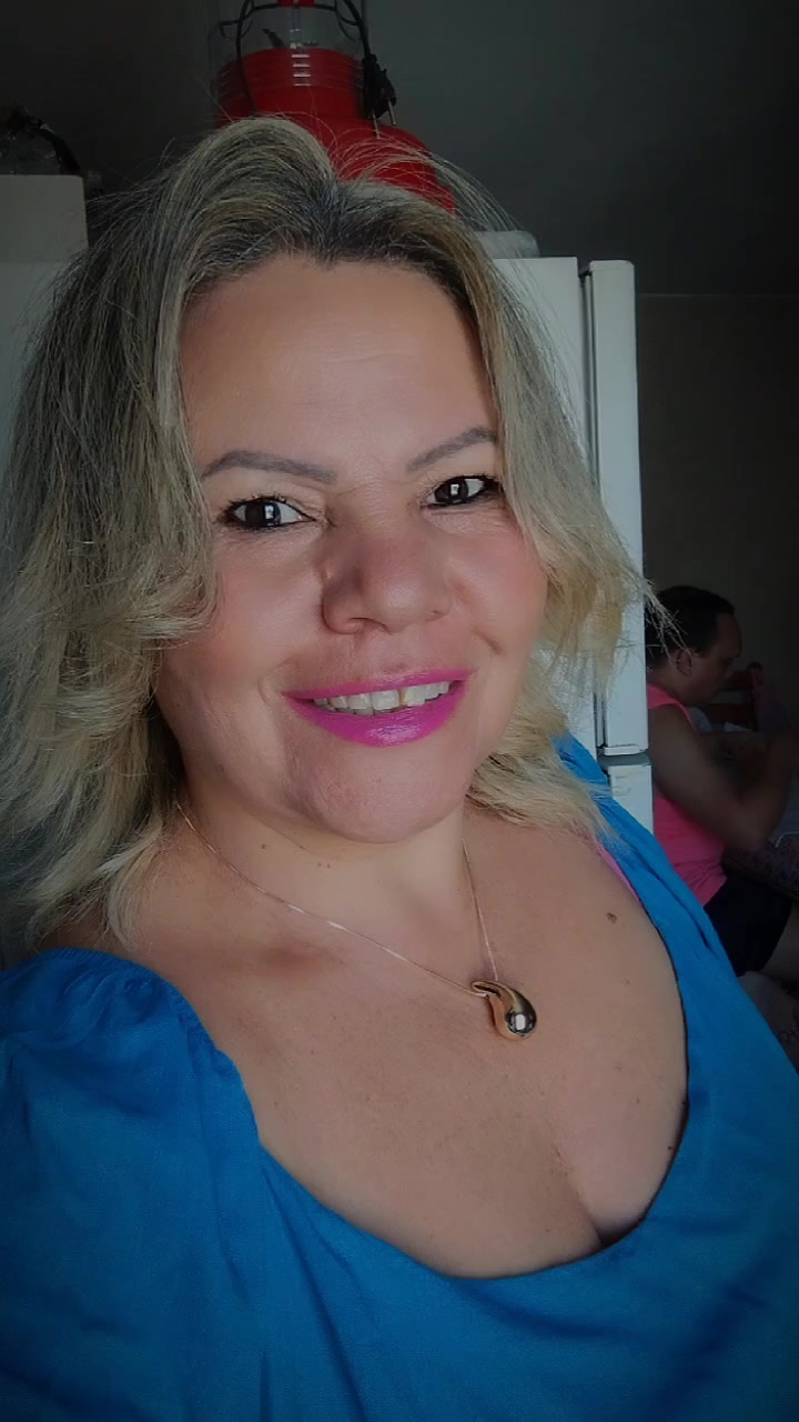 @Elaine Segura121