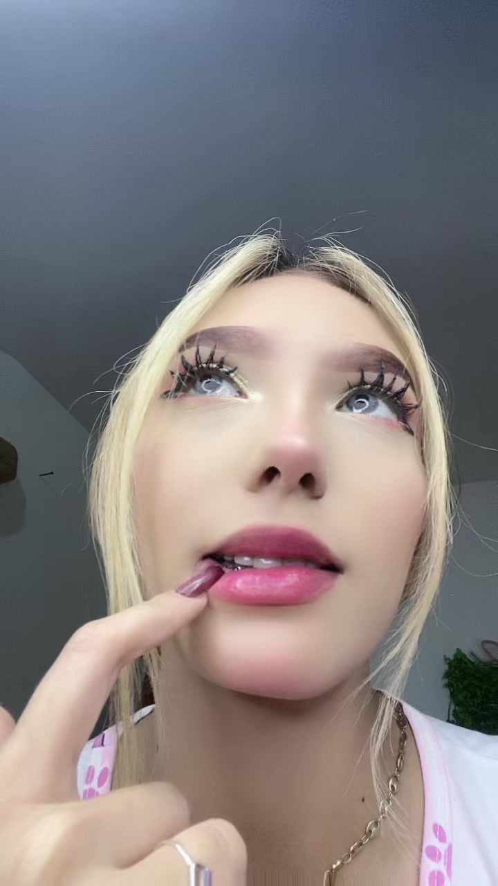 @Andrea Nuñez