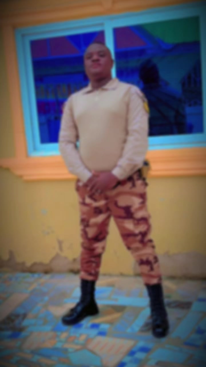 @Nanaba guyguy 👮 Flamzy