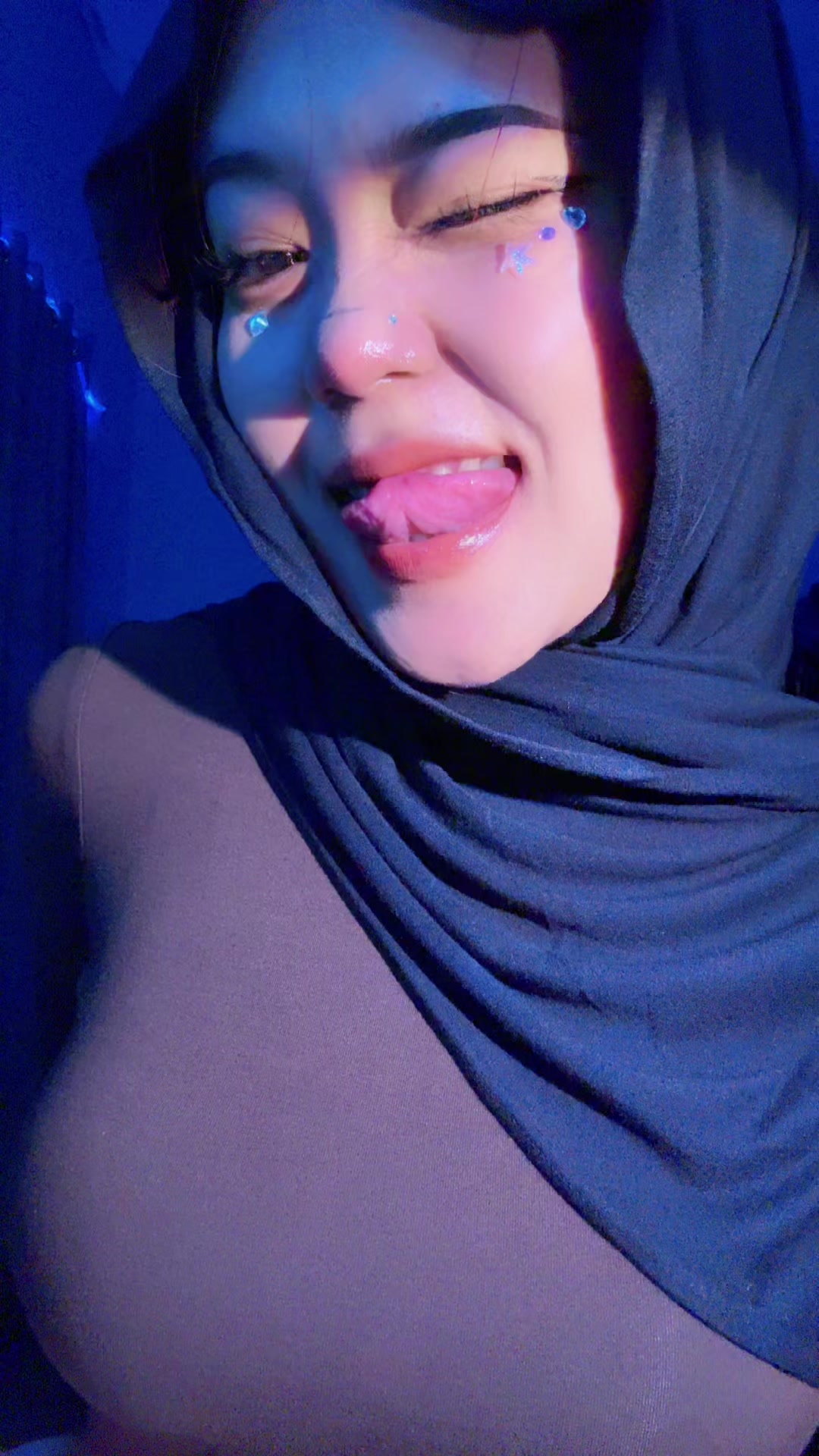 @Ayang