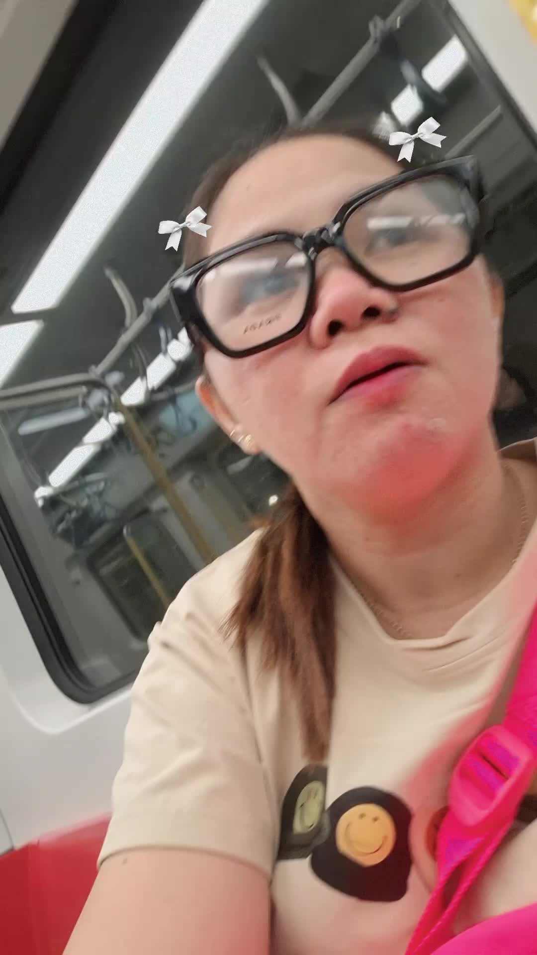 @lheslyn04