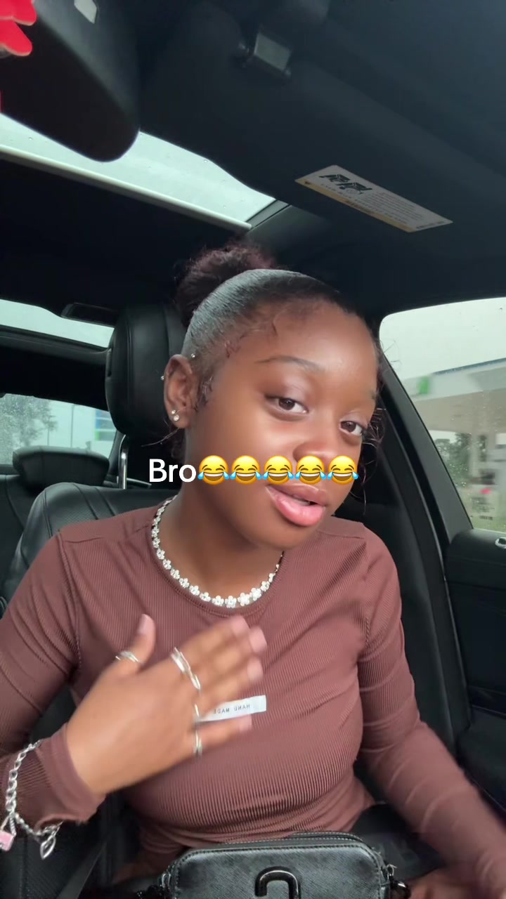 @naudiaaaa