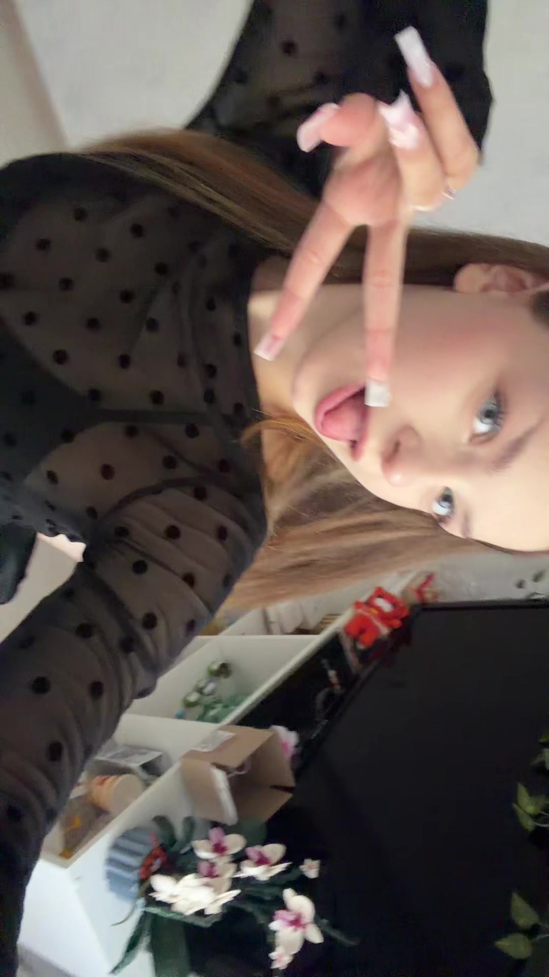@hek