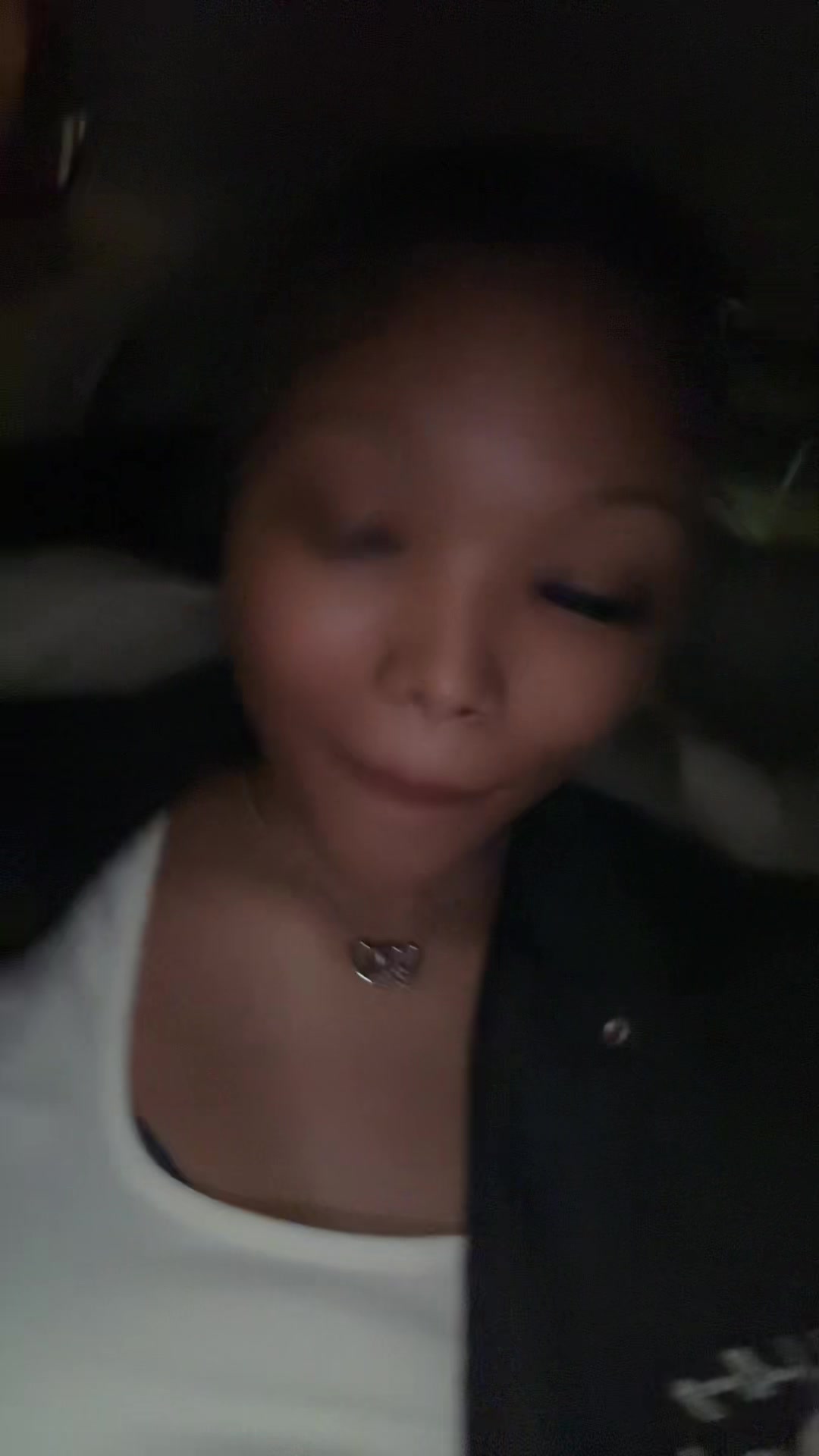 @👸🏽