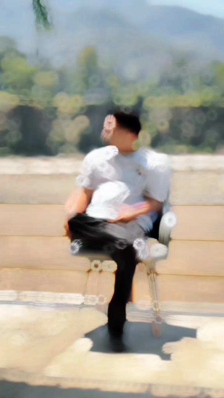 @Łalit_______>33