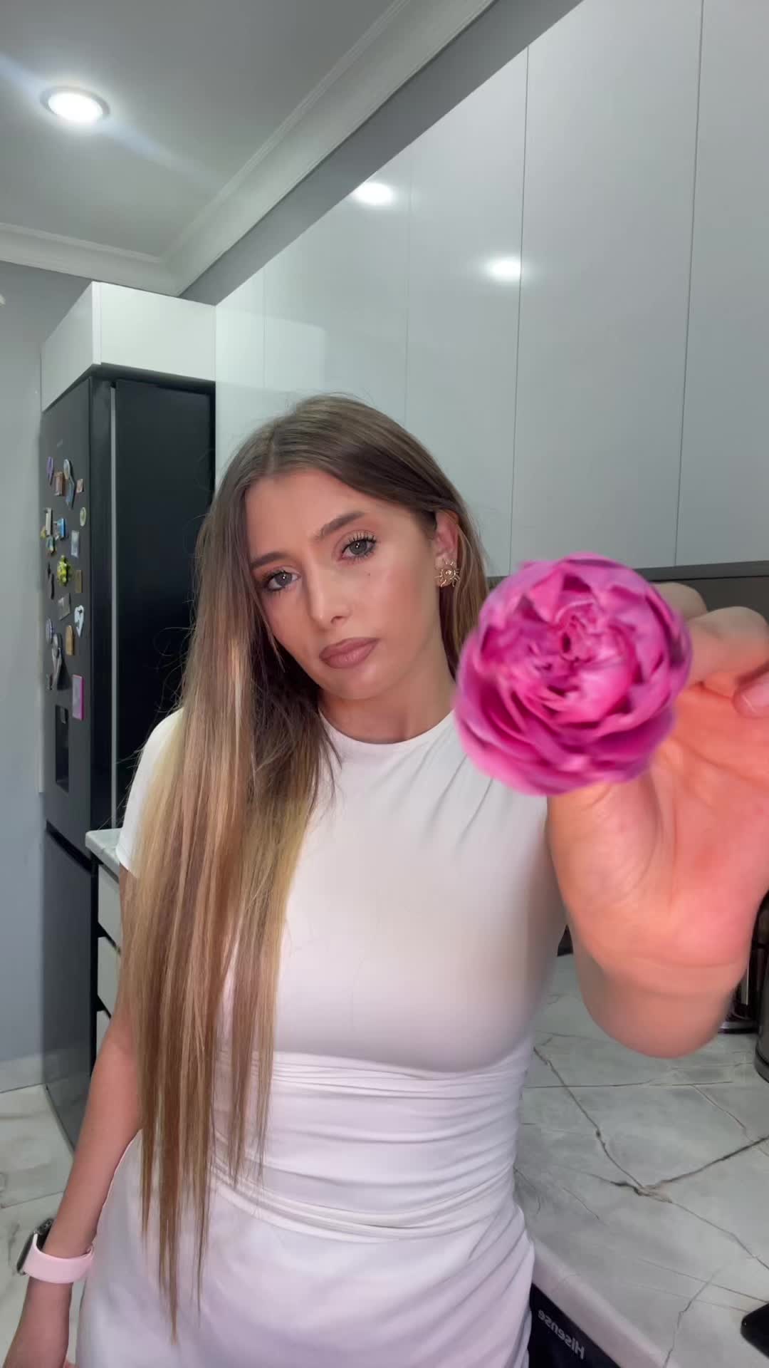 @whoinga