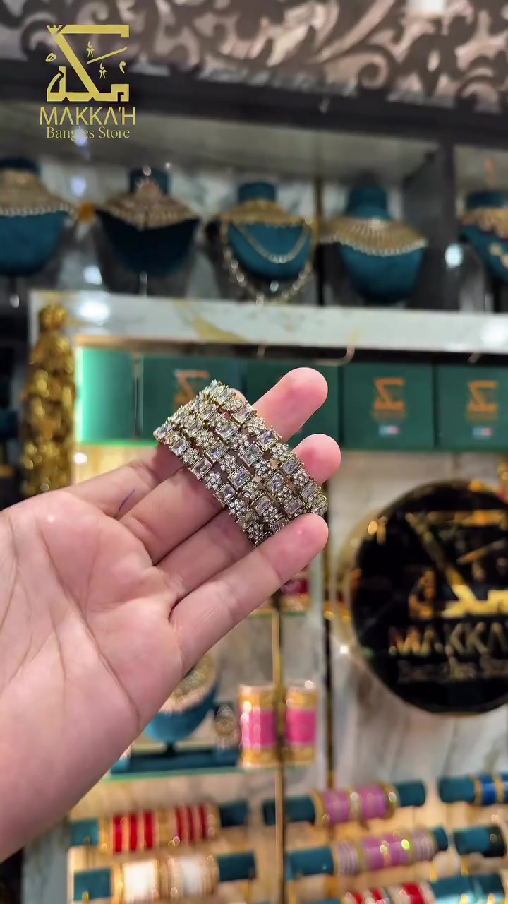@Makkah bangles store
