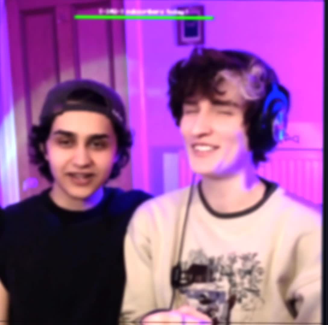 @emi🌸🖇️