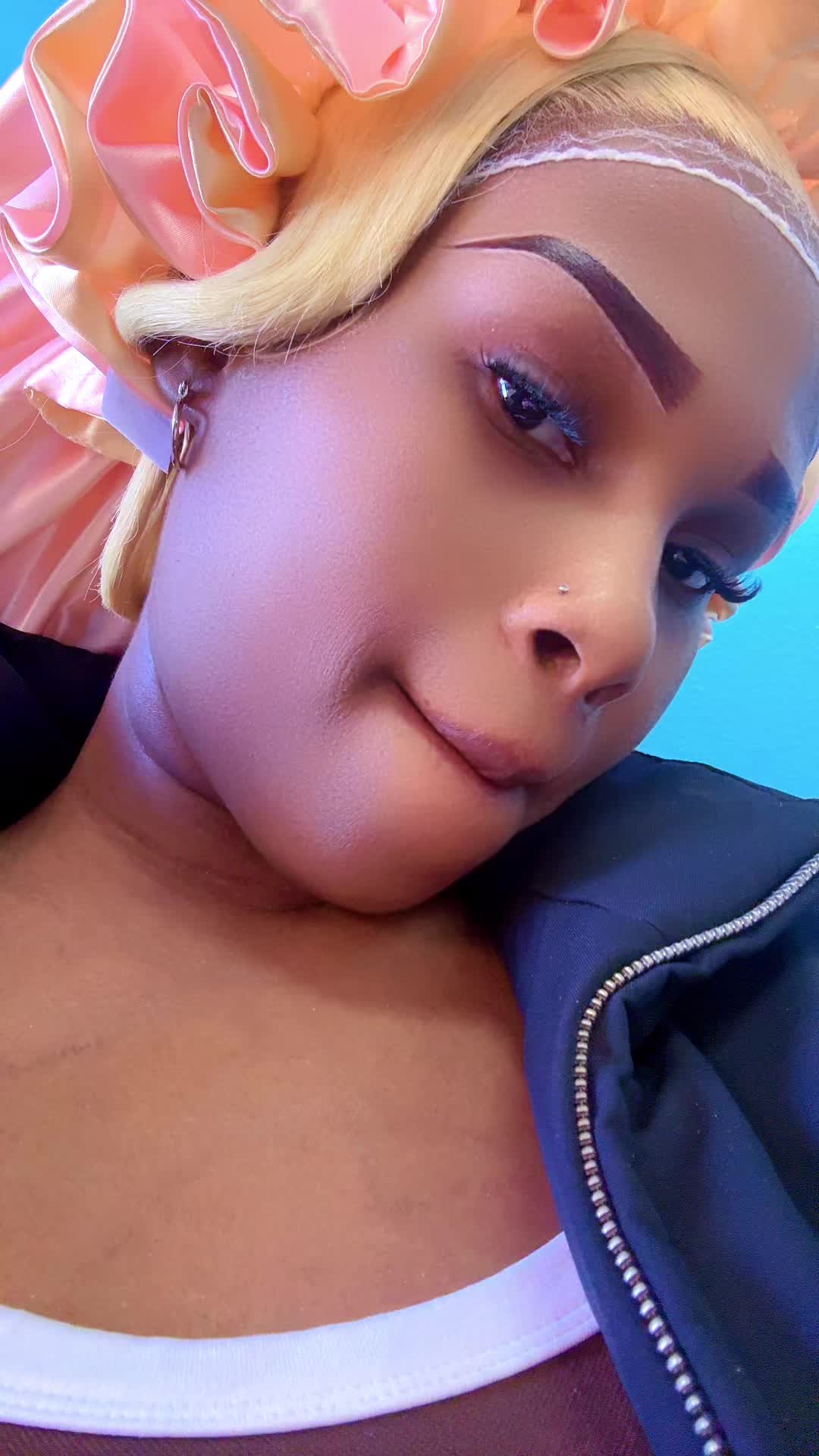 @🥷🏾👸🏽Elizabeth