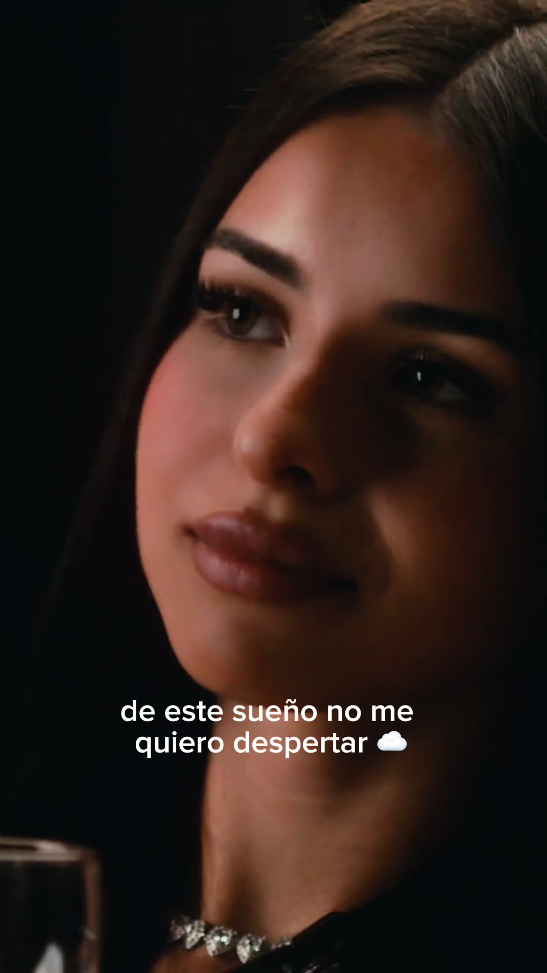 @vickyguez