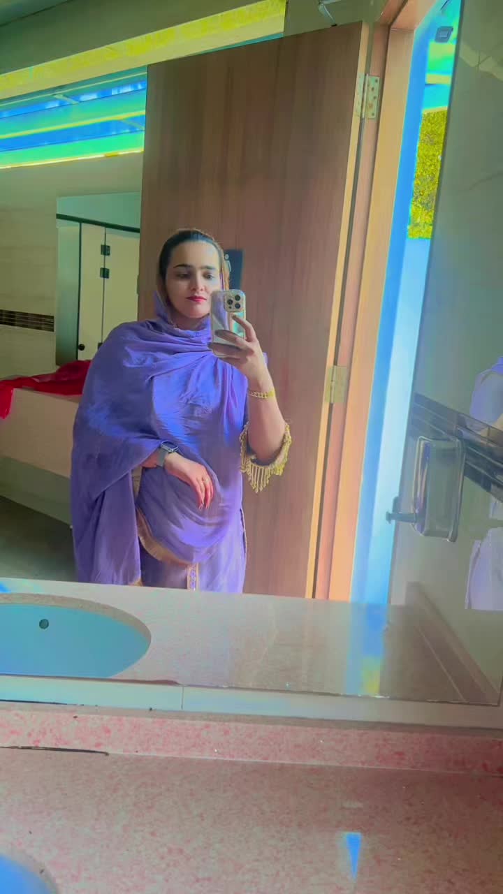 @🦅👸Self Đẹpendent Jatti👸🕊️