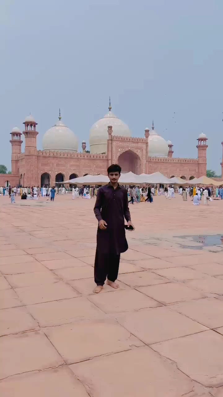 @😎MhaR Sadaqat SiPrA 😎